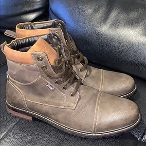Men’s Bass boots as 12